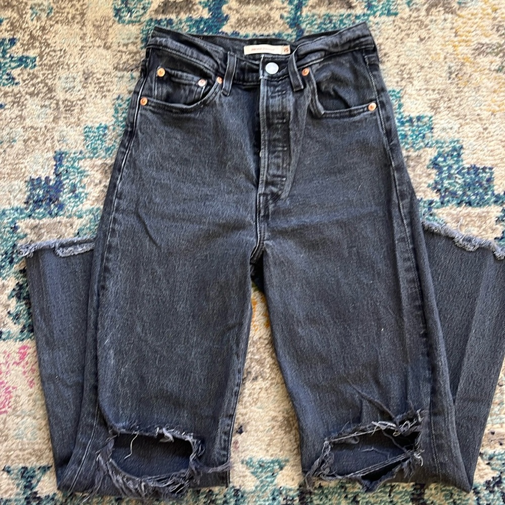 LEVIS RIBCAGE straight high waisted denim jeans